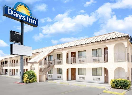 Days Inn by Wyndham Kingman East 1