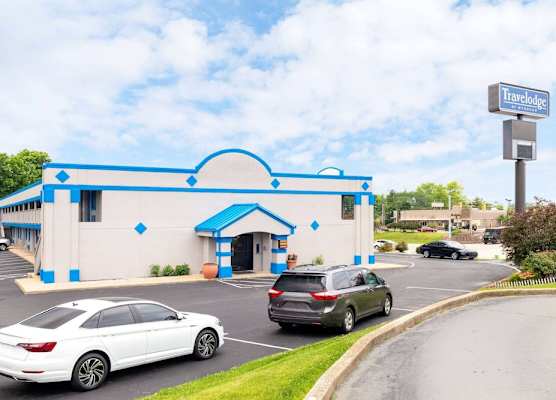 Travelodge by Wyndham Richmond IN 1