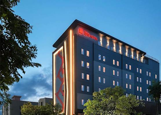 ibis Surabaya Tidar 1