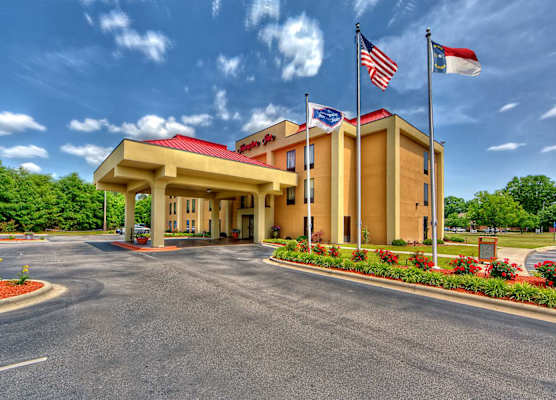 Hampton Inn Laurinburg 1