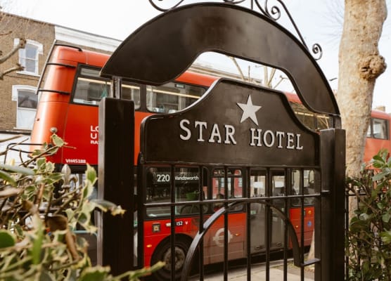 Star Hotel 1