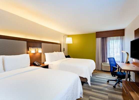 Holiday Inn Express TAMPA-BRANDON by IHG 1