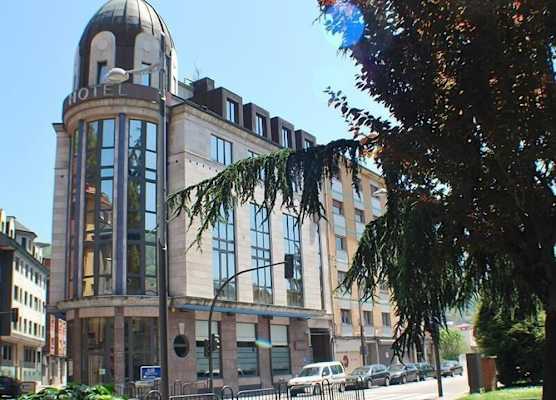 Hotel Mieres del Camino 1