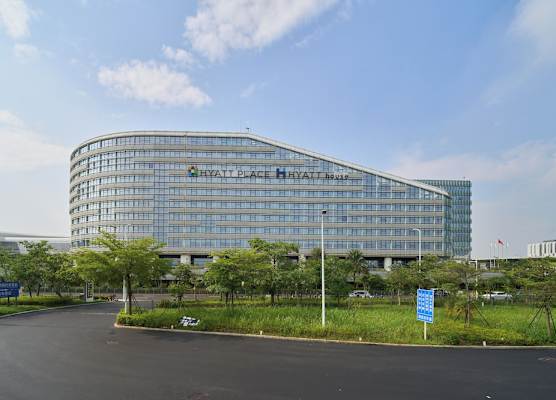 Hyatt Place Shenzhen Airport 1