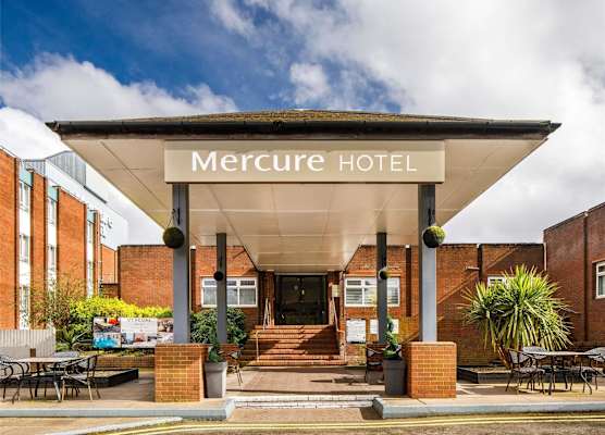 Mercure Birmingham West Hotel 1