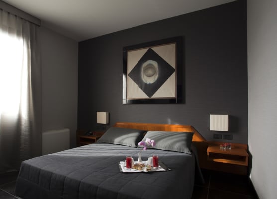 Hotel Zone 1