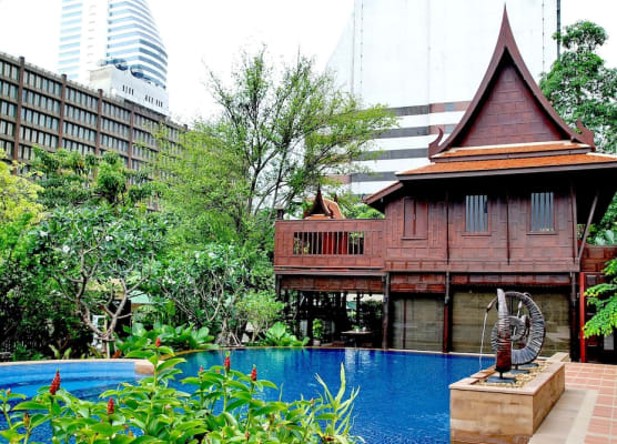 Rose Hotel 1