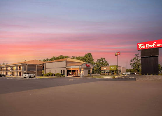 Red Roof Inn Manchester, TN 1