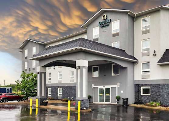 Quality Inn & Suites 1