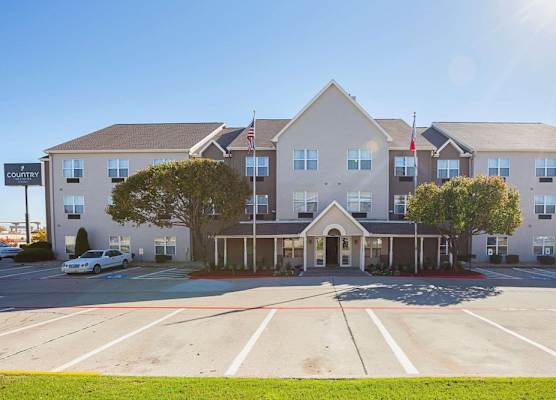 Country Inn & Suites by Radisson, Lewisville, TX 1