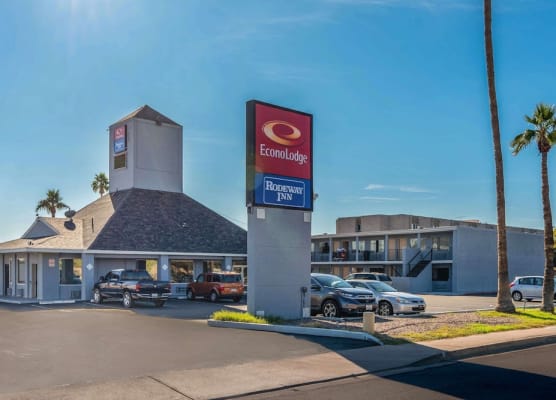 Econo Lodge Phoenix North I-17 1