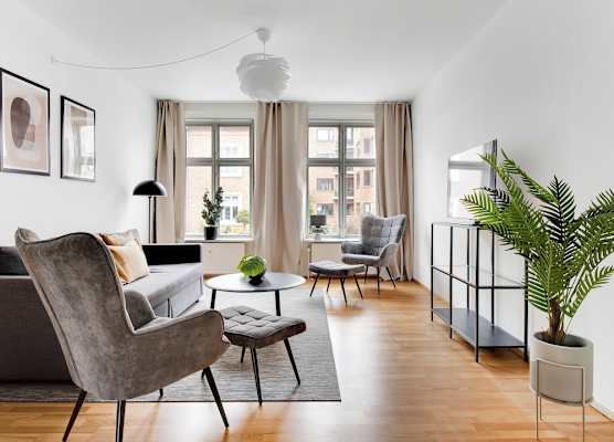 Constantin - Chic 2-Bdr Apt with Balcony 1