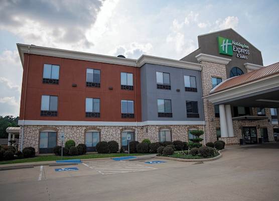 Holiday Inn Express & Suites CENTER by IHG 1