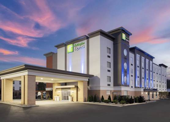 Holiday Inn Express TOLEDO NORTH by IHG 1