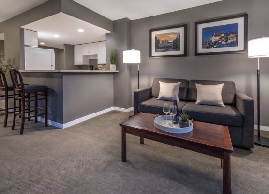 Hotel Faubourg Montreal Centre-Ville Downtown 1