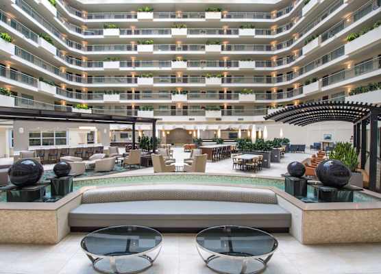 Embassy Suites By Hilton Seattle - Tacoma International Airport 1