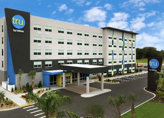 Tru By Hilton Lake City 1