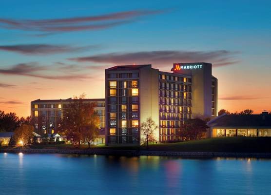 Kansas City Airport Marriott 1
