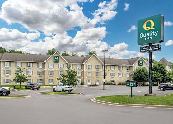 Quality Inn Airport 1