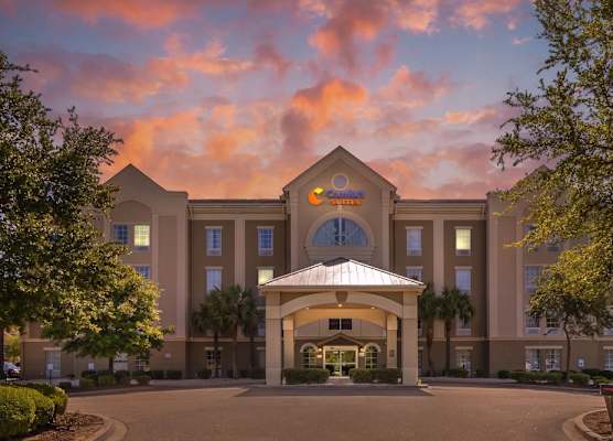 Comfort Suites Myrtle Beach Central 1