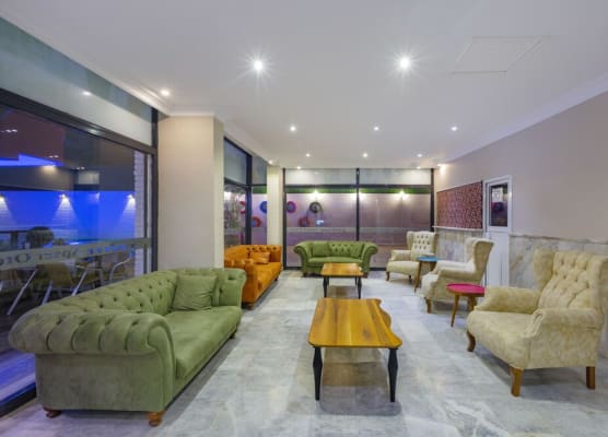 Twin Apart Hotel 1