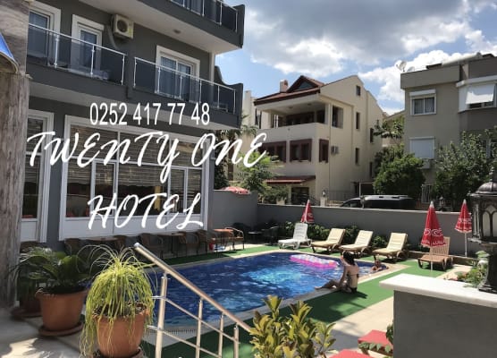 Twenty One Hotel 1