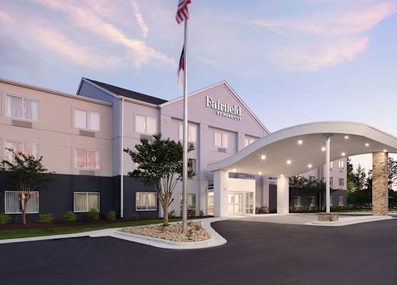 Fairfield Inn & Suites by Marriott Jacksonville 1