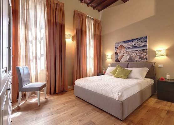 David & Buonarroti Apartments by Mamo Florence 1