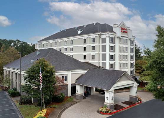Hampton Inn & Suites Alpharetta 1