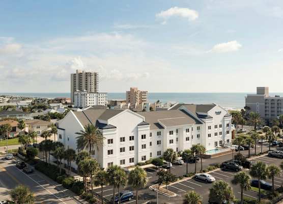 Fairfield Inn & Suites by Marriott Jacksonville Beach 1