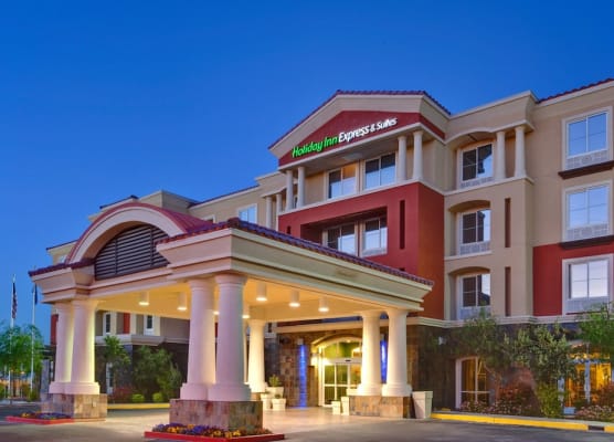 Holiday Inn Express & Suites LAS VEGAS SW – SPRING VALLEY by IHG 1