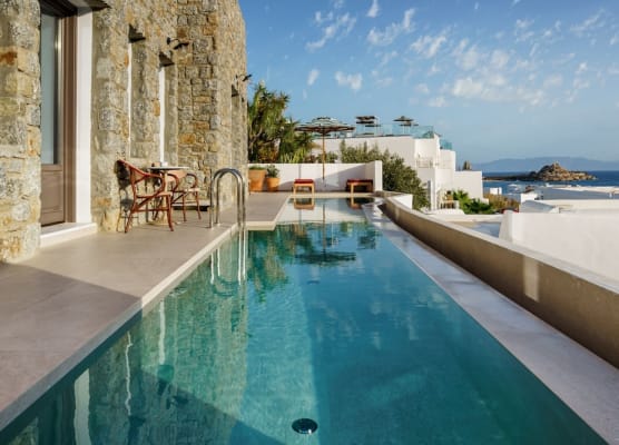 Pelican Bay Hotel 1