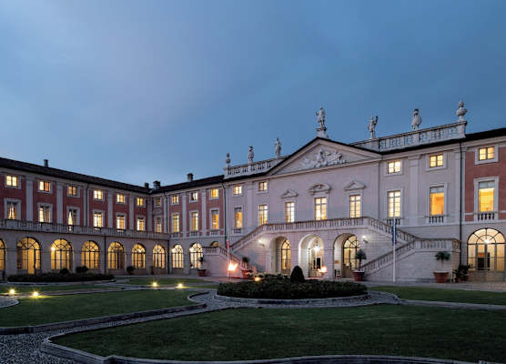Villa Fenaroli Palace Hotel 1