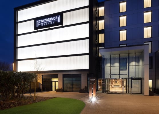 Staybridge Suites LONDON - HEATHROW BATH ROAD by IHG 1