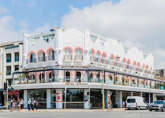 Hotel Ravesis 1
