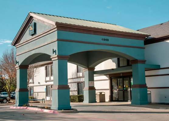 Quality Inn & Suites Irving DFW Airport South 1
