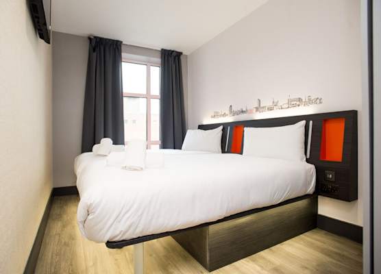 easyHotel Sheffield 1
