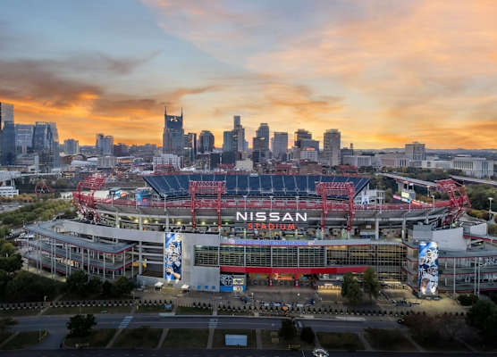 La Quinta Inn & Suites by Wyndham Nashville Downtown Stadium 1