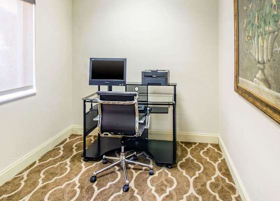 Quality Suites Corbin Area 1