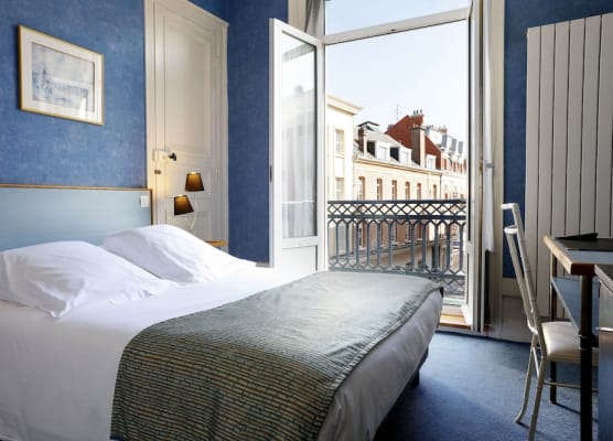 Grand Hotel de L'Univers 1