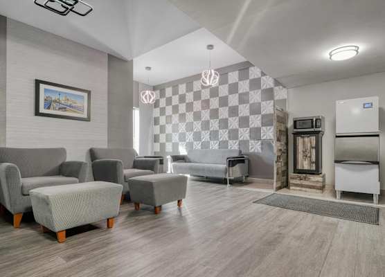 Best Western Inn at the Rochester Airport 1