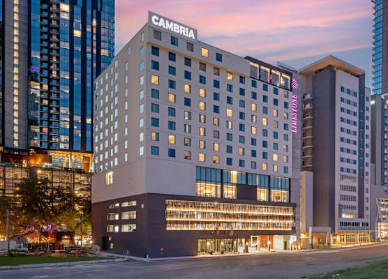 Cambria Hotel Austin Downtown 1