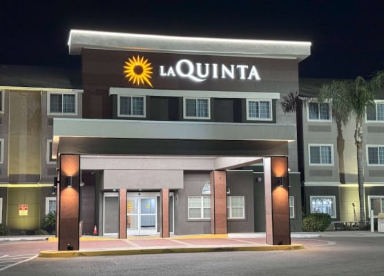 La Quinta by Wyndham Tulare 1