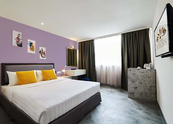 PJ De Inn 1