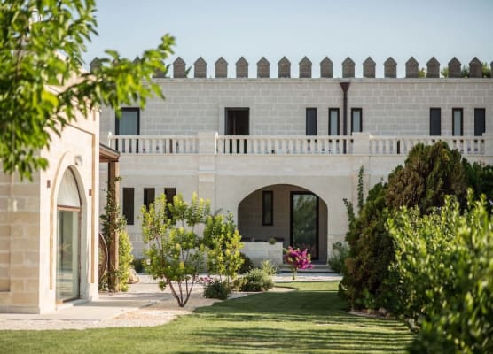 Le Scuderie - Castello Monaci 1