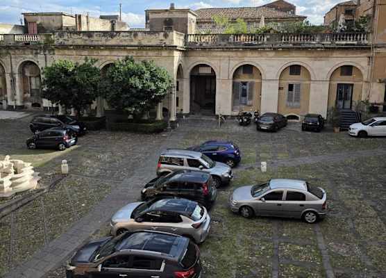 Palazzo Bruca Catania 1