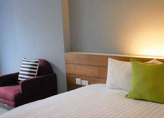 Nice Hotel Ratchada 1