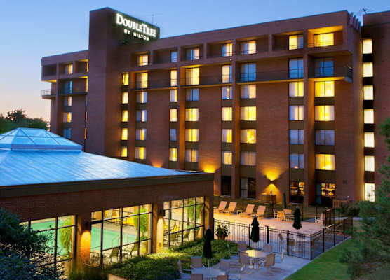 DoubleTree by Hilton Hotel Syracuse 1