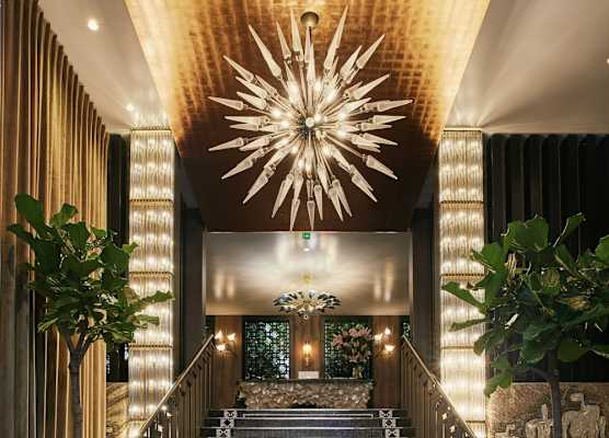 The One Alma Paris 1