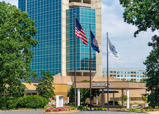 Hilton Alexandria Mark Center 1